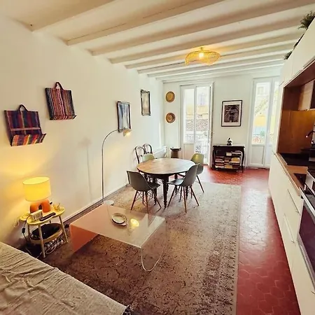 Centre Historique Les Thermes T3 Hyper Centre Balcon Apartment *