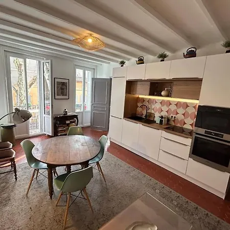 Centre Historique Les Thermes T3 Hyper Centre Balcon